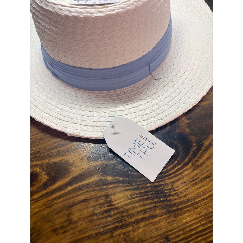 Time And Tru White And Blue Hat‎ - Picture 2 of 6